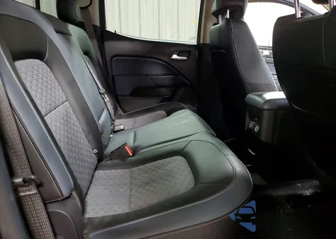 2021 Chevrolet Colorado Z71 z USA, uszkodzony, nr VIN 1GCGTDEN9M1139853